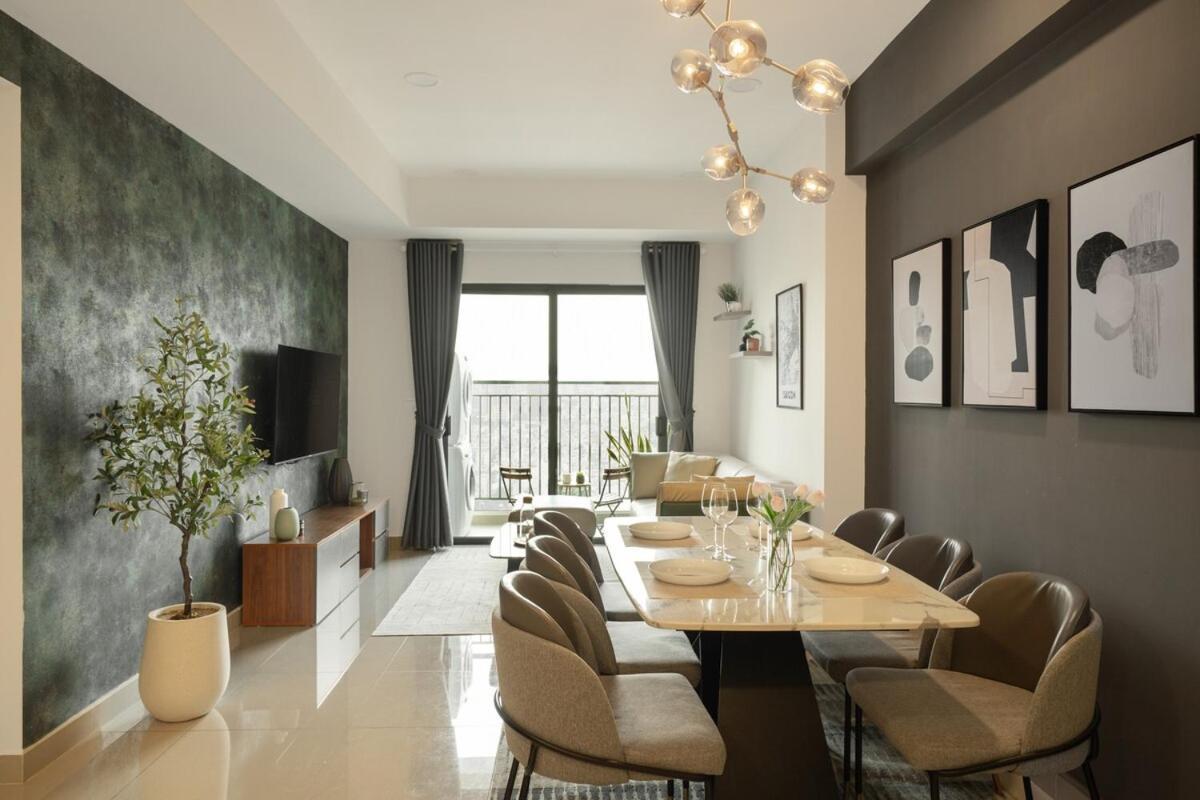 Downtown Saigon, District 1, 3 Bedroom And 2 Wc, Soho Near Bui Vien